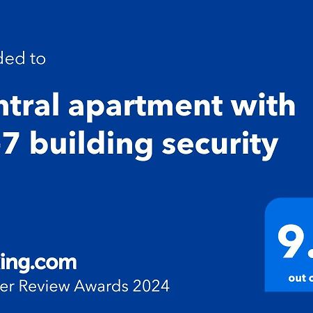 Central Apartment With 24-7 Building Security Νόβι Σαντ Εξωτερικό φωτογραφία